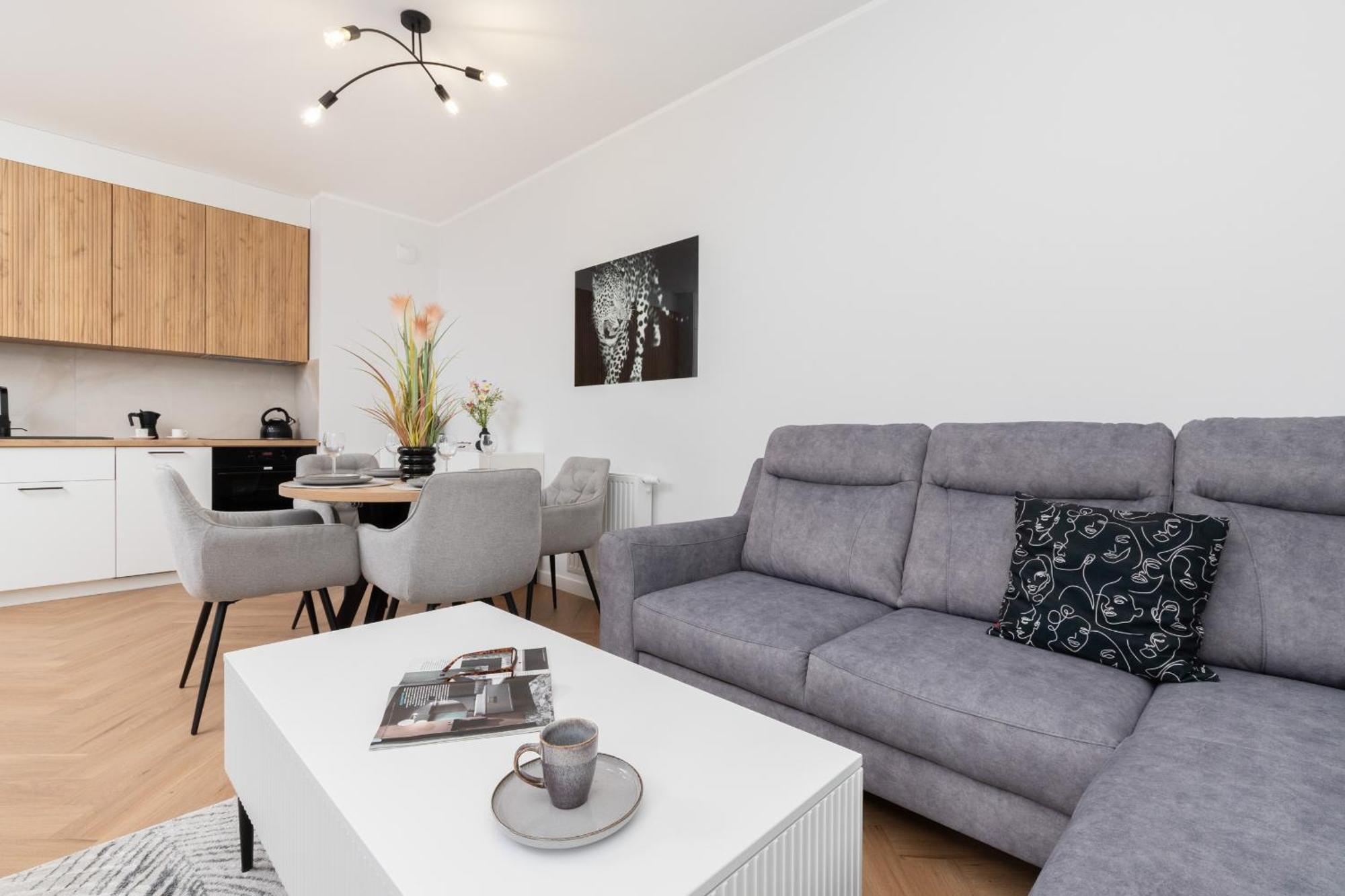 Nowa Letnica Comfortable Apartments With Balcony & Parking Gdansk By Noclegi Renters Buitenkant foto